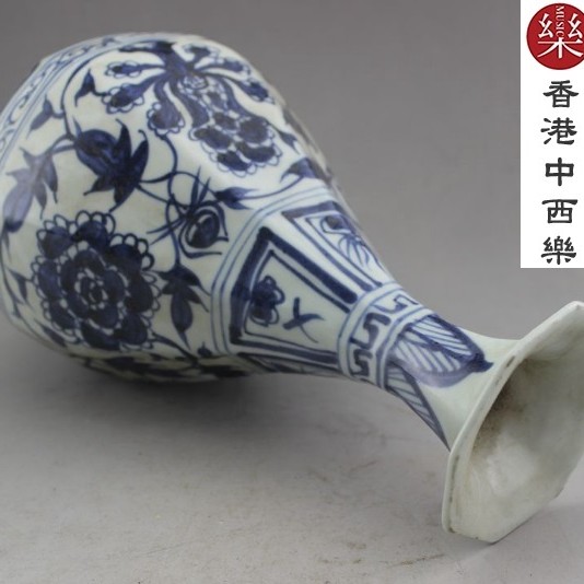 青花瓷花瓶 