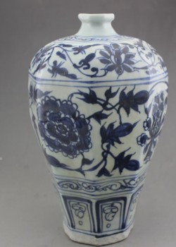 青花瓷小口花瓶 