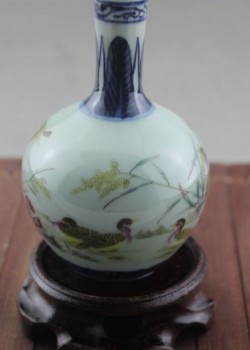 手繪青花瓷花瓶