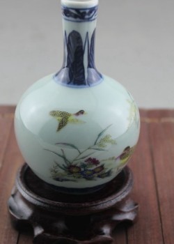 手繪青花瓷花瓶
