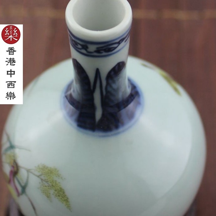 手繪青花瓷花瓶