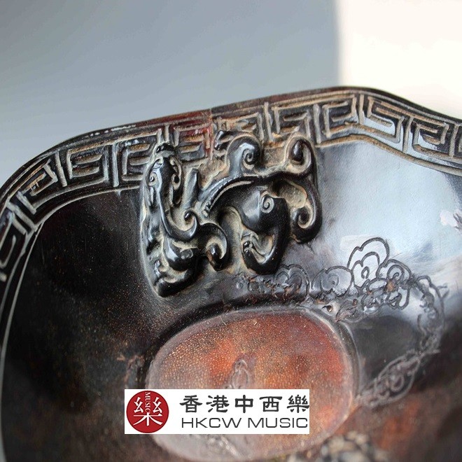 精雕瑞獸牛角杯