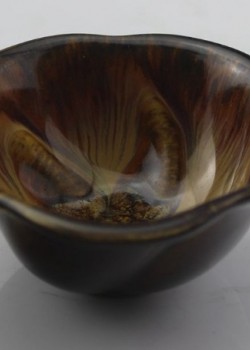 砂金釉陶瓷花形茶杯
