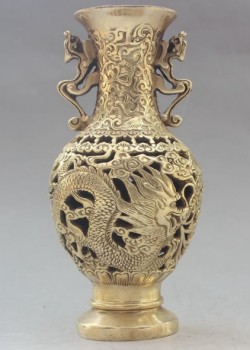 銅龍壺