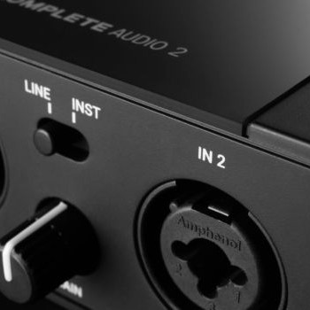 Native Instruments Komplete Audio 2 Interface