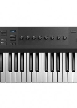 NI Komplete KONTROL A61 MIDI KEYBOARDS