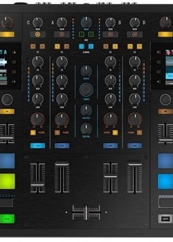 Native Instruments Traktor Kontrol S8 DJ CONTROLLER