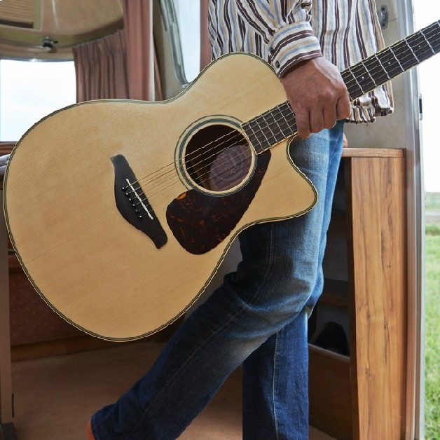 YAMAHA FG-800