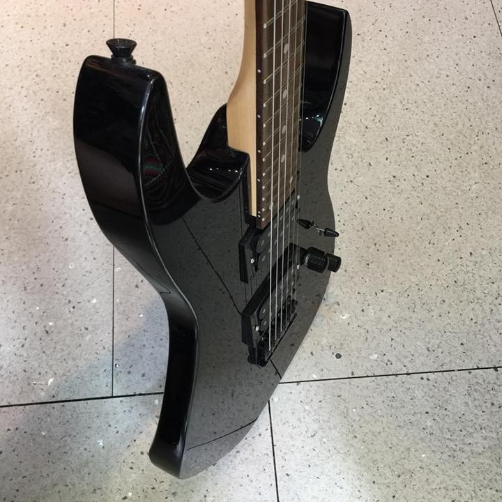 CALVIN CS GR170  電結他