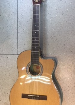 CALVIN SANG CS-3920C 缺角古典結他