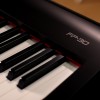 門市陳列 數碼鋼琴  Roland FP-30 BK  (Piano Only Package) 