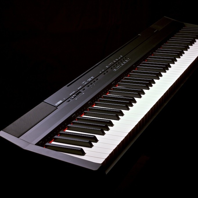 Yamaha P-48 BK  (Piano Only Package)