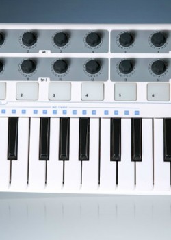 WORLDE MINI controller midi25