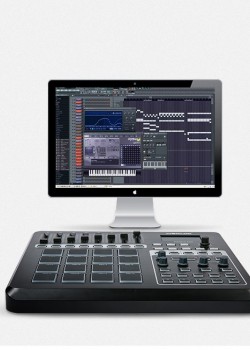 WORLDE PANDA 200 MIDI 控制器