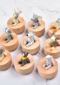 仰望星空 動物 旋轉圓形 音樂盒 MUSIC BOX (一套9個)