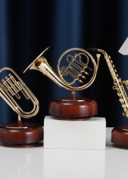 旋轉 管樂樂器 音樂盒 薩士風/小號/圓號 MUSIC BOX