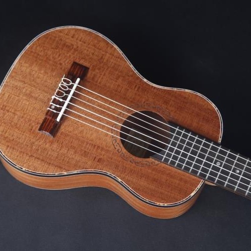 INT 28寸 Guitarlele 吉他麗麗